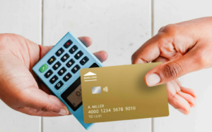 Tarjeta de crédito: Cómo funciona el pago mínimo y cuándo pagar sin intereses